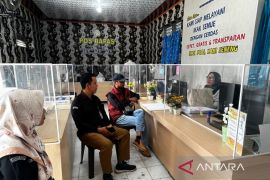 KPU Bangka Barat lakukan pemutakhiran data pemilih di Rutan Mentok