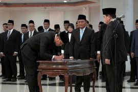 Menpora lantik Gustri Oktaviandi sebagai Direktur Utama LPUK