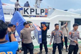Pemprov Malut kirim bantuan ke Batang Dua pascagempa