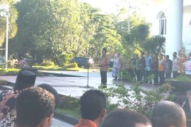 Bupati Sumbawa Barat sosialisasikan kebijakan WFH dan WFO untuk ASN