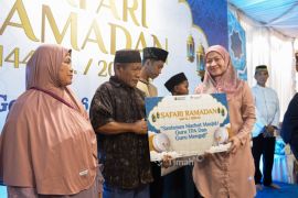 PT Timah bantu guru ngaji dan marbot masjid