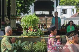 HUT ke-80 Sri Sultan Hamengku Buwono X Page 2 Small