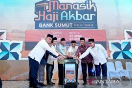 Surya minta 1.661 calon haji Bank Sumut jaga fisik jelangmusim haji