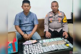 Laporan warga bantu polisi ungkap peredaran obat ilegal di Caringin
