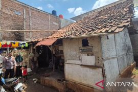 Rumah tidak layak huni di Cileunyi mulai diperbaiki tahun 2026
