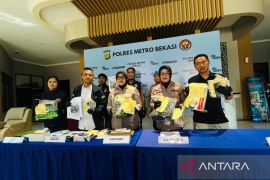 Polres Bekasi ringkus 3 pelaku penyiraman air keras