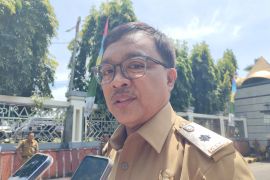Disnaker Lampung telah tindaklanjuti 13 pangaduan terkait THR pekerja