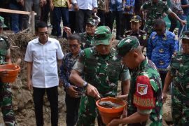 Kodam XXIII/Palaka Wira bangun Jembatan Garuda di Desa Nambaru Parigi Moutong