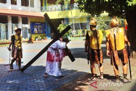 DKI kemarin, rangkaian perayaan Paskah hingga pendatang Jakarta turun