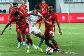 David da Silva tambah gol di Malang,