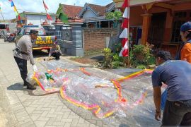 Polisi selidiki balon udara berpetasan rusak rumah di Tulungagung