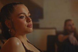 Tampil di video musik Dayoung, putri Angelina Jolie jadi sorotan