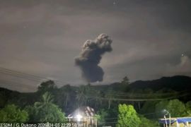 PGA laporkan Gunung Dukono Malut masih semburkan abuvulkanik
