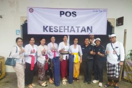 Ada tiga pos kesehatan selama upacara suci IBTK di Pura Besakih