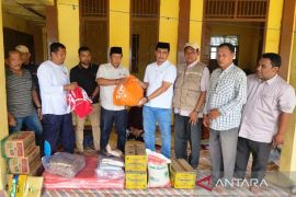 Pemkab Nagan Raya salurkan bantuan masa panik untuk korban kebakaran