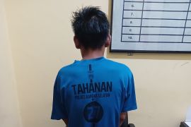 Satresnarkoba Polres Bangka Selatan tangkap nelayan nyambi jual sabu