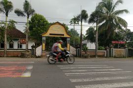 Dikbud Lombok Tengah menerapkan TKA bagi pelajar SD dan SMP