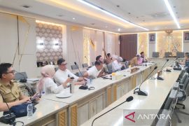 DPRD Jabar akomodir aspirasi wali murid SMK IDN yang izinnya dicabut