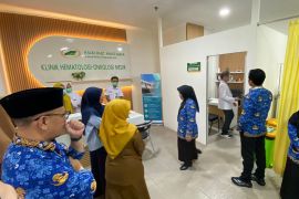 Kabar Baik! Warga Tasikmalaya Kini Bisa Kemoterapi di RSUD KHZ Mustafa