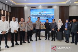 Kapolda Kalteng raih penghargaan Bawaslu RI atas sukses pengamanan Pilkada 2024