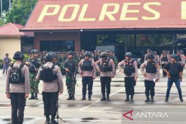 785 aparat TNI-Polri bersiaga amankan aksi massa di Nabire