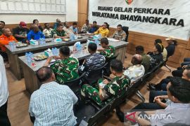 Nabire hentikan penjualan miras dan BBM untuk cegah demo anarkis