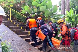 Satu korban tenggelam di Sungai Barito ditemukan meninggal