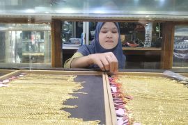 Simak daftar harga emas hari ini: UBS, Antam dan Galeri24 di Pegadaian kompak naik