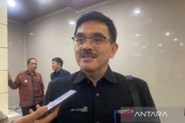 Pemkot Cirebon menggencarkan penggunaan kantong ramah lingkungan di pasar