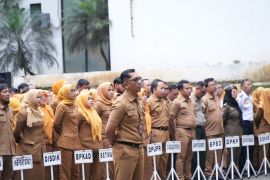 Pemkot Cimahi mendorong ASN gunakan transportasi umum untuk hemat BBM