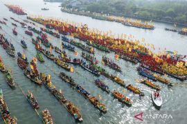 Lautan perahu padati Qinhu: beginilah kemegahan Festival Qintong 2026 dari udara