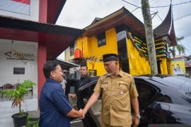 Kunjungan Gubernur Sumbar ke Kantor Antara Biro Sumatera Barat