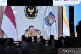 Wamendagri dorong kab/kota di Kalsel percepat usulan Sekolah Rakyat