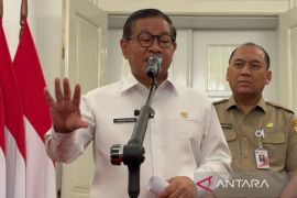 Pramono minta jajaran cari pelaku pembuat foto AI di JAKI