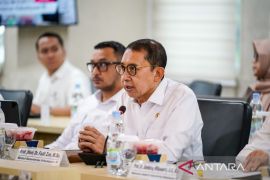 Menbud sebut RUU Bahasa Daerah jadi pelindung identitas bangsa