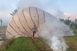 Polisi gagalkan penerbangan balon udara liar di Tulungagung