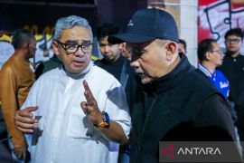 Wali Kota Bandung meminta proyek kabel udara aman untuk pengguna jalan