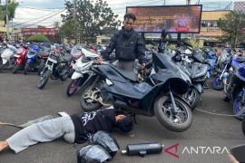 Polres Cianjur mengembalikan 110 sepeda motor pada pemiliknya