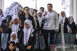 Wacana potong gaji menteri, Seskab: Akan dirapatkan beberapa hari ini