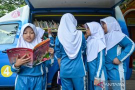 Bank Dunia: RI perlu tingkatkan kualitas SDM untuk dukung industri