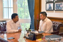 Seskab Teddy terima Kepala BIN bahas sidang TPA dan isu terkini