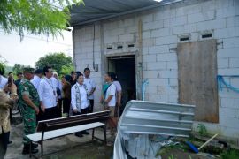 Pemkot Semarang perbaiki puluhan rumah rusak akibat puting beliung