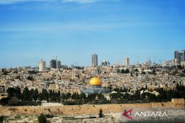 Pemukim Israel paksa masuk Masjid Al-Aqsa, kibarkan bendera