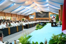 Prabowo sebut 70 persen energi dan perdagangan Asia Timur melintasi laut RI