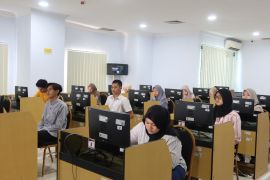 Unej siapkan 955 komputer untuk 13.502 peserta UTBK SNBT