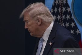 Kebijakan Trump akibatkan 1.100 warga Afganistan terjebak di Qatar