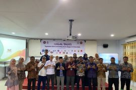 Dukung UMKM naik kelas, Kemenkum Sulbar hadiri Halal Talks