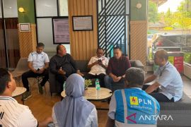 Pemkab-PLN relokasi trafo Masjid Banyubang untuk keamanan jamaah