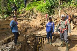 Polda Banten tindak tegas pelaku pertambangan ilegal di kawasan hutan