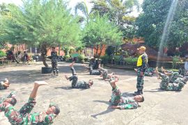 Kodim Lombok Tengah perkuat fisik prajurit TNI